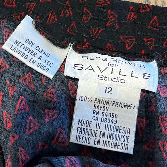 RENA ROWAN for SAVILLE STUDIO Black & Red Print Pants - Size 12 (Run Large) - Picture 2 of 9